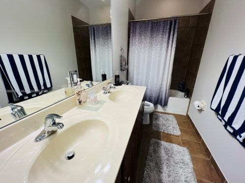 3864 Aspen Leaf Dr, Boynton Beach FL  33436-1700 exterior