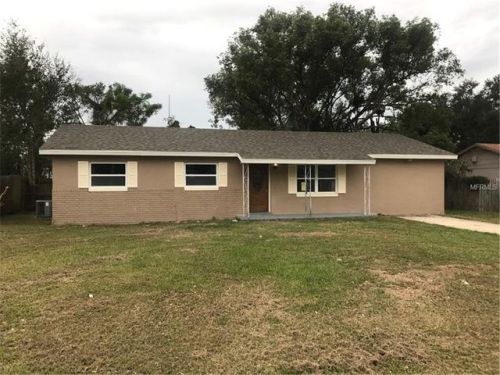 8215 Gershwin St, Orlando, FL 32818-8402