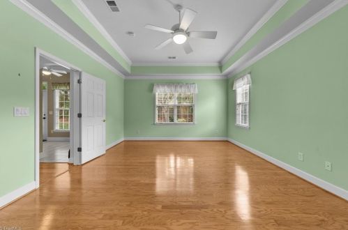 5103 Cobbler Ridge Ct, Greensboro NC  27455-3462 exterior