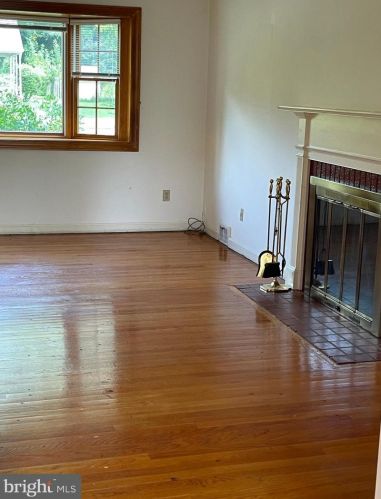 6235 Kilmer Ct, Falls Church VA  22044-1822 exterior