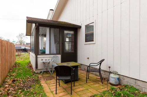 2713 Northwood Dr, Mishawaka IN  46545-3301 exterior