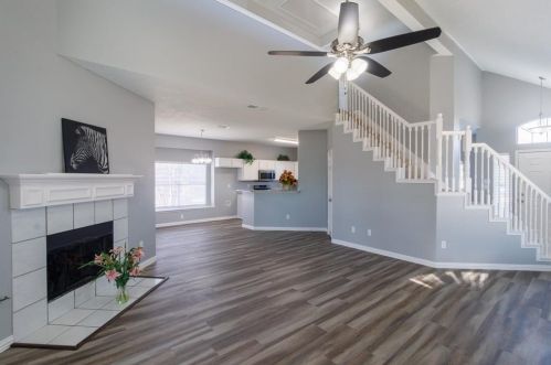 1301 Marken Ct, Carrollton TX  75007-1105 exterior