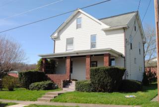 202 10th St, South Connellsville, PA 15425-2413