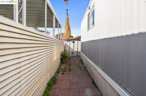 411 Lewis Rd, San Jose CA  95111-2132 exterior