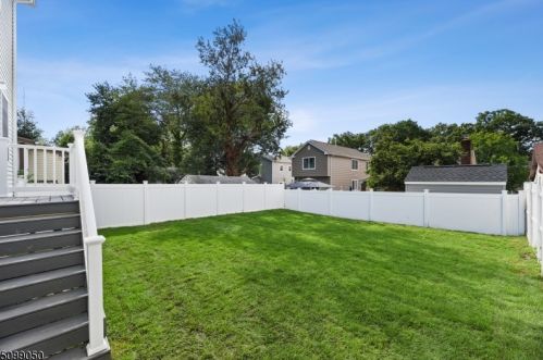 24 Cranford Ter, Cranford NJ  07016-3407 exterior