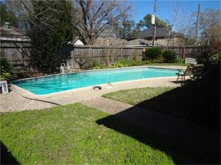 14114 Woodthorpe Ln, Houston TX  77079-3236 exterior