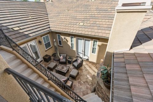 888 Highridge St, Riverside CA  92506-7564 exterior