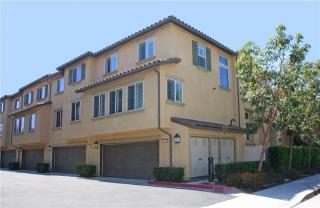496 Linden Dr, Orange, CA 92865-5004