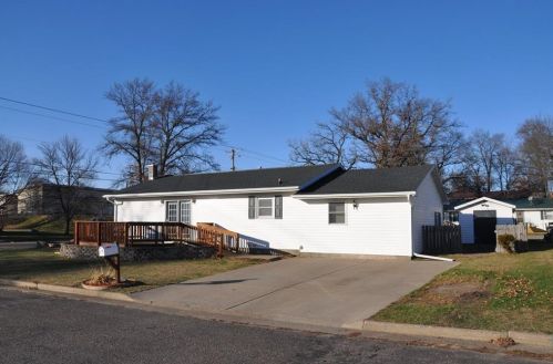 13142 11th St, Osseo, WI 54758-7158