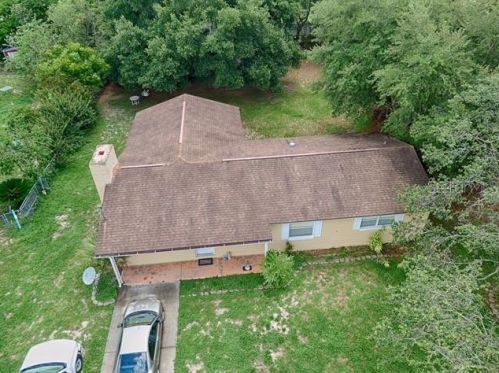 705 Maple Ave, Fruitland Park FL  34731-2102 exterior