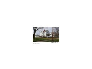129 Walnut St, Belpre, OH 45714-2430