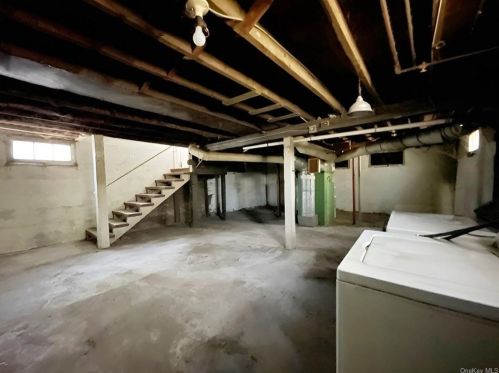 79 Main St, Port Jervis NY  12771-2111 exterior