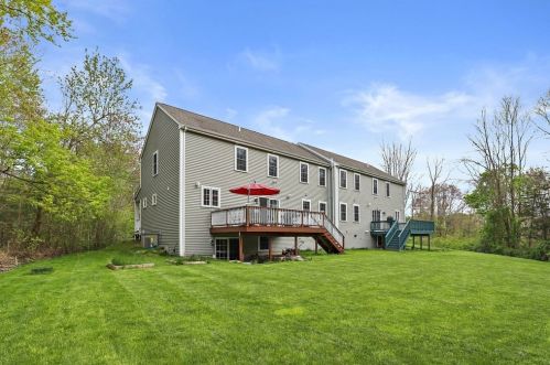 531 Depot St, Easton MA 02375-1543 exterior