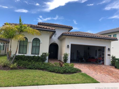 11337 12th St, Hollywood, FL 33025