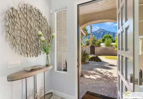 78720 Avenida La Fonda, La Quinta CA  92253-2805 exterior