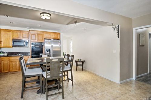 982 Verde Ave, Rialto CA  92376-4145 exterior