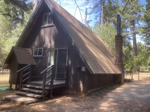 23836 Meadow Crest Dr, Pioneer, CA 95666-9555