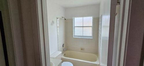2012 184 Way, Hollywood FL  33029-5427 exterior