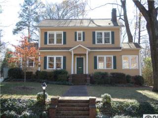 849 Henley Pl, Charlotte, NC 28207-1615