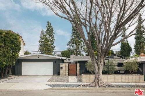 3356 Lees Ave, Long Beach, CA 90808-4221