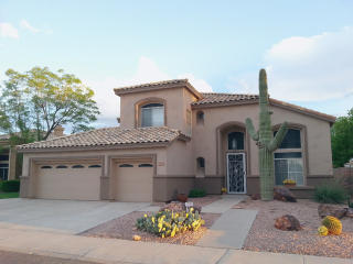 3341 Del Rio St, Chandler, AZ 85226-2307