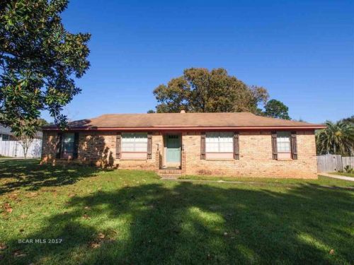 7582 Tara Dr, Mobile, AL 36619-1118