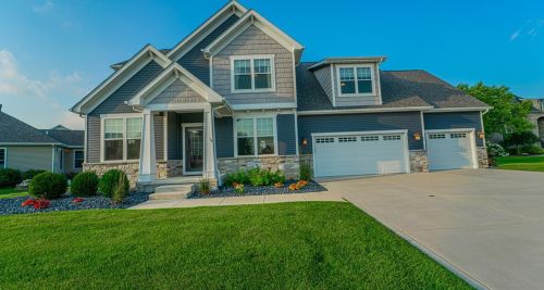 2853 Bonita Dr, Valpo IN  46385-7075 exterior