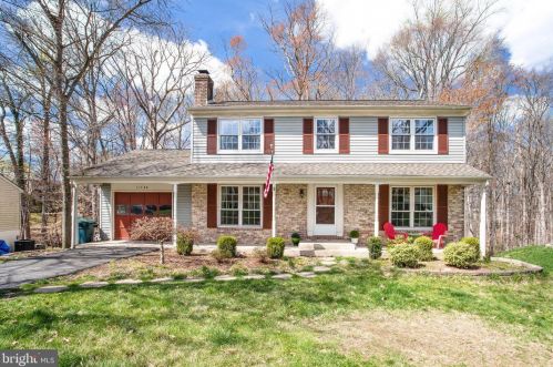11788 Cotton Mill Dr, Woodbridge, VA 22192-1207
