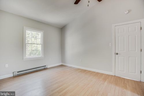 10600 Woodland Dr, Fredericksburg VA  22407-7759 exterior