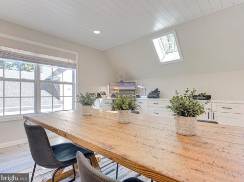 20500 Stone Fox Ct, Leesburg VA 20175-7223 exterior