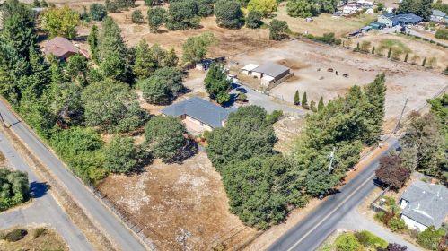 4336 Hessel Rd, Sebastopol, CA 95472-6061