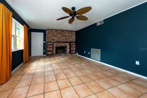 4749 Burgundy Pl, Lakeland FL  33813-2345 exterior