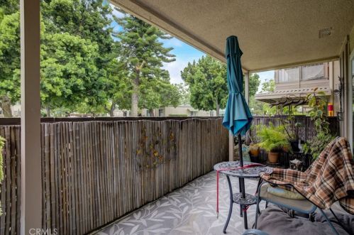 13342 Del Monte Dr, Seal Beach CA  90740-4597 exterior