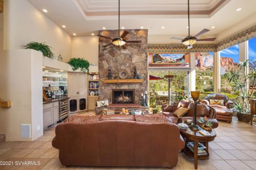 100 Penelope Way, Sedona, AZ 86336-6921