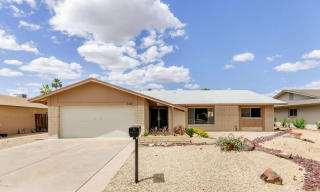 5220 Hearn Rd, Glendale, AZ 85306-4824