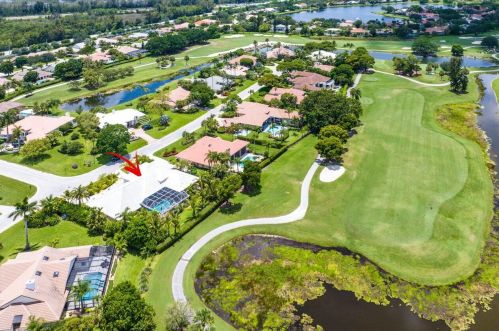 105 Sandbourne Ln, West Palm Beach, FL 33418-8086