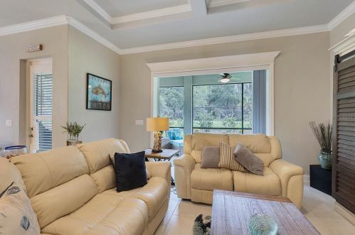 1017 Stoney Creek Dr, Lakeland FL  33811-2329 exterior