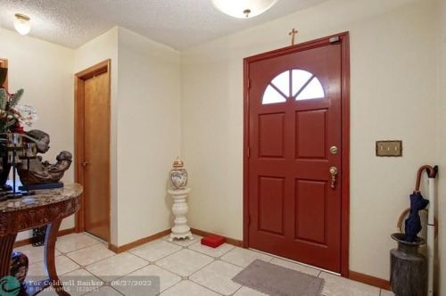 1655 Haverford St, Fort Pierce, FL 34983-4021
