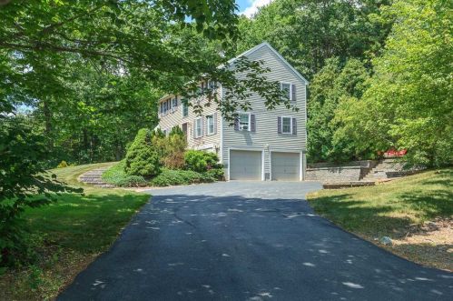 77 Whitetail Xing, Auburn, NH 03032-3434