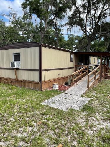 15676 150th Ct, Fort Mc Coy, FL 32134-8166