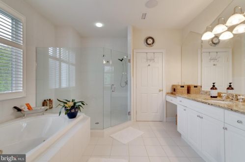 710 Daventry Way, Prospectville PA 19002-2305 exterior