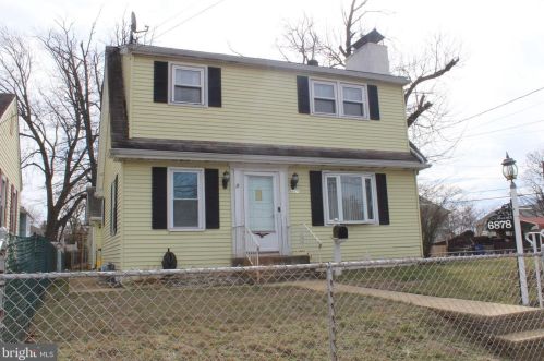 6878 Rosemont Ave, Camden, NJ 08110-6127