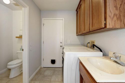 110 Spring Water Way, Folsom CA  95630-2073 exterior