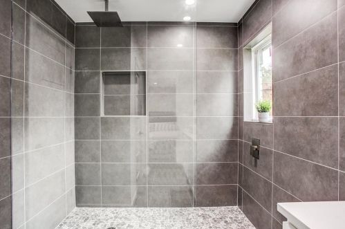 10905 Damon Ln, Dallas TX  75229-3839 exterior