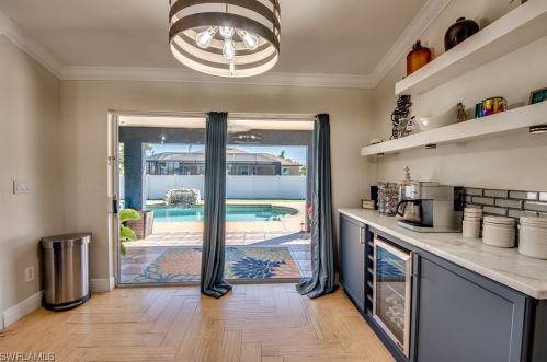 2505 20th Ave, Cape Coral FL  33904-3226 exterior