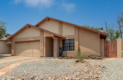 4316 Julie Dr, Glendale, AZ 85308-4418