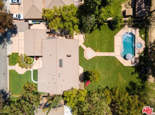 445 Sinaloa Rd, Simi Valley CA  93065-5430 exterior