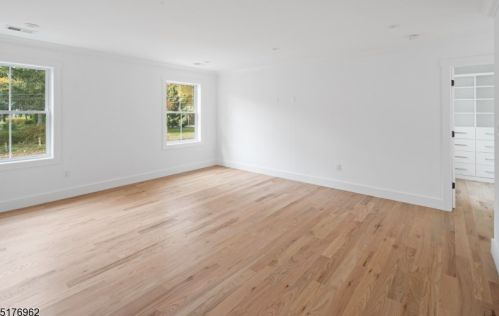 38 Old Smalleytown Rd, Warren NJ  07059-5446 exterior