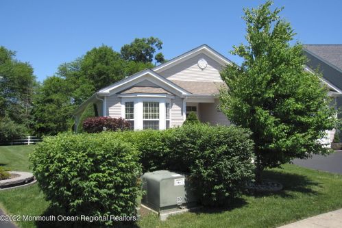 20 Plymouth Ct, Jackson Twp NJ  08527-6415 exterior