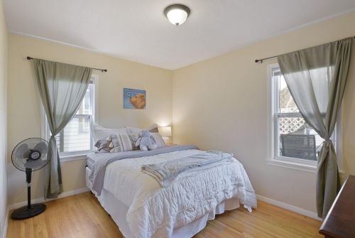 2907 James Ave, Minneapolis MN 55411-1240 exterior